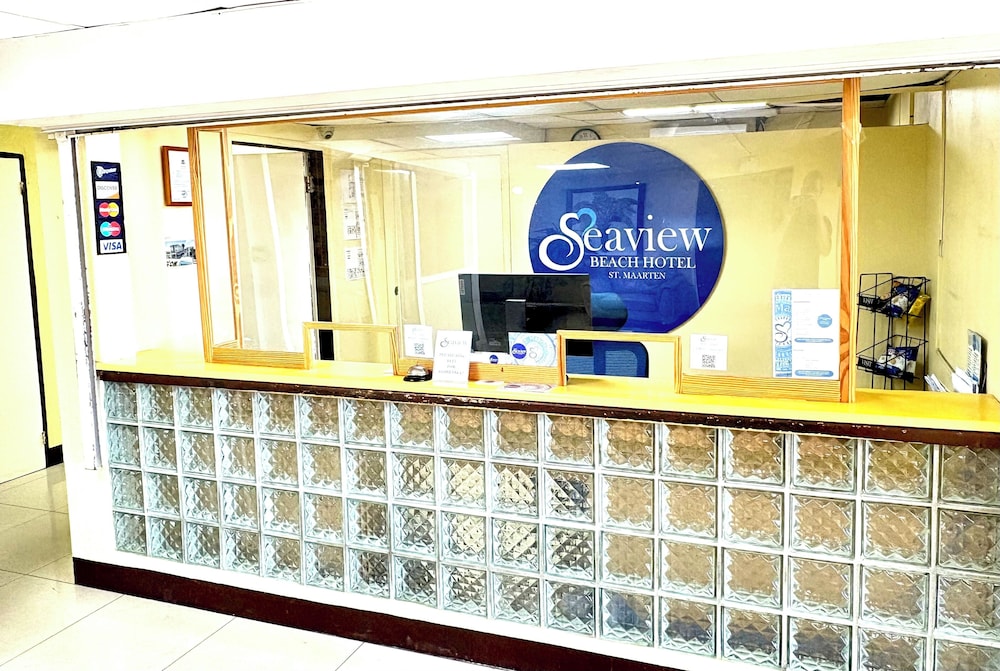 Sea View Beach Hotel 7/50