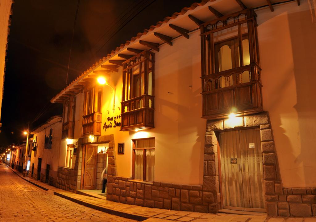 AWKIS DREAM HOTEL 2/44