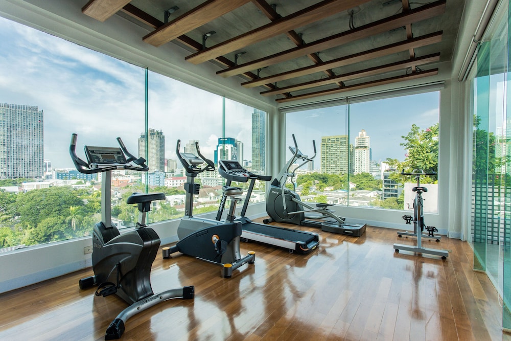 D Varee Montara Thonglor 25 45/70