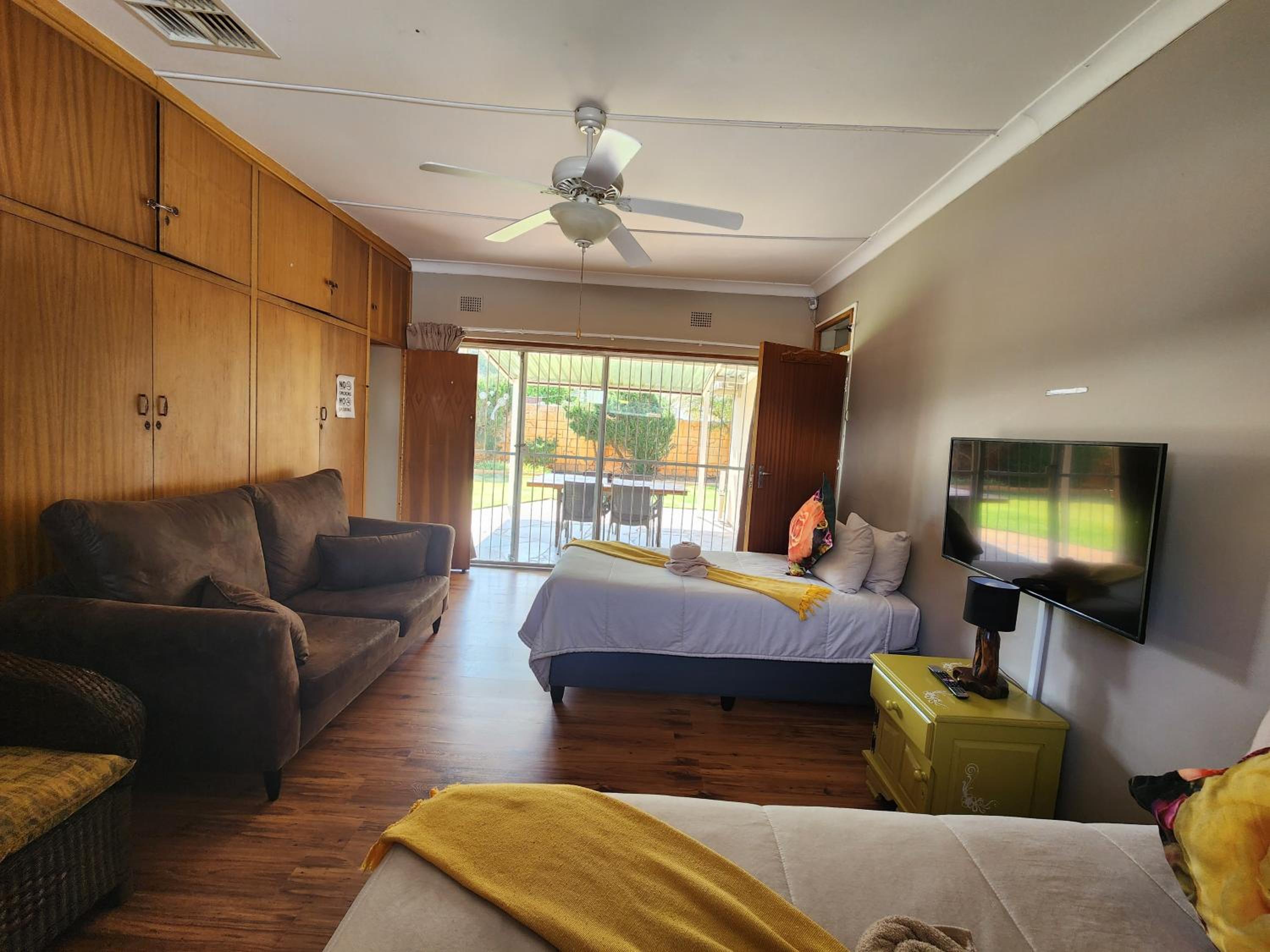 Midway Overnight Rooms — foto 5