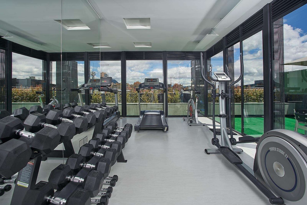 100 Luxury Suites By Preferred 42/76