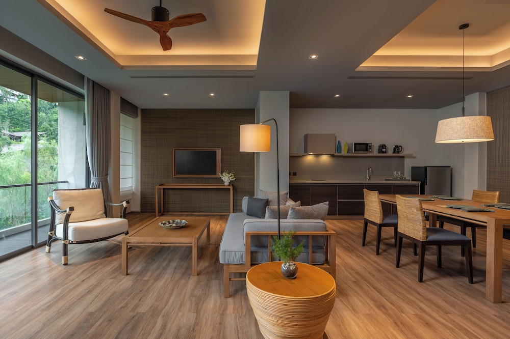 Noku Phuket 36/50