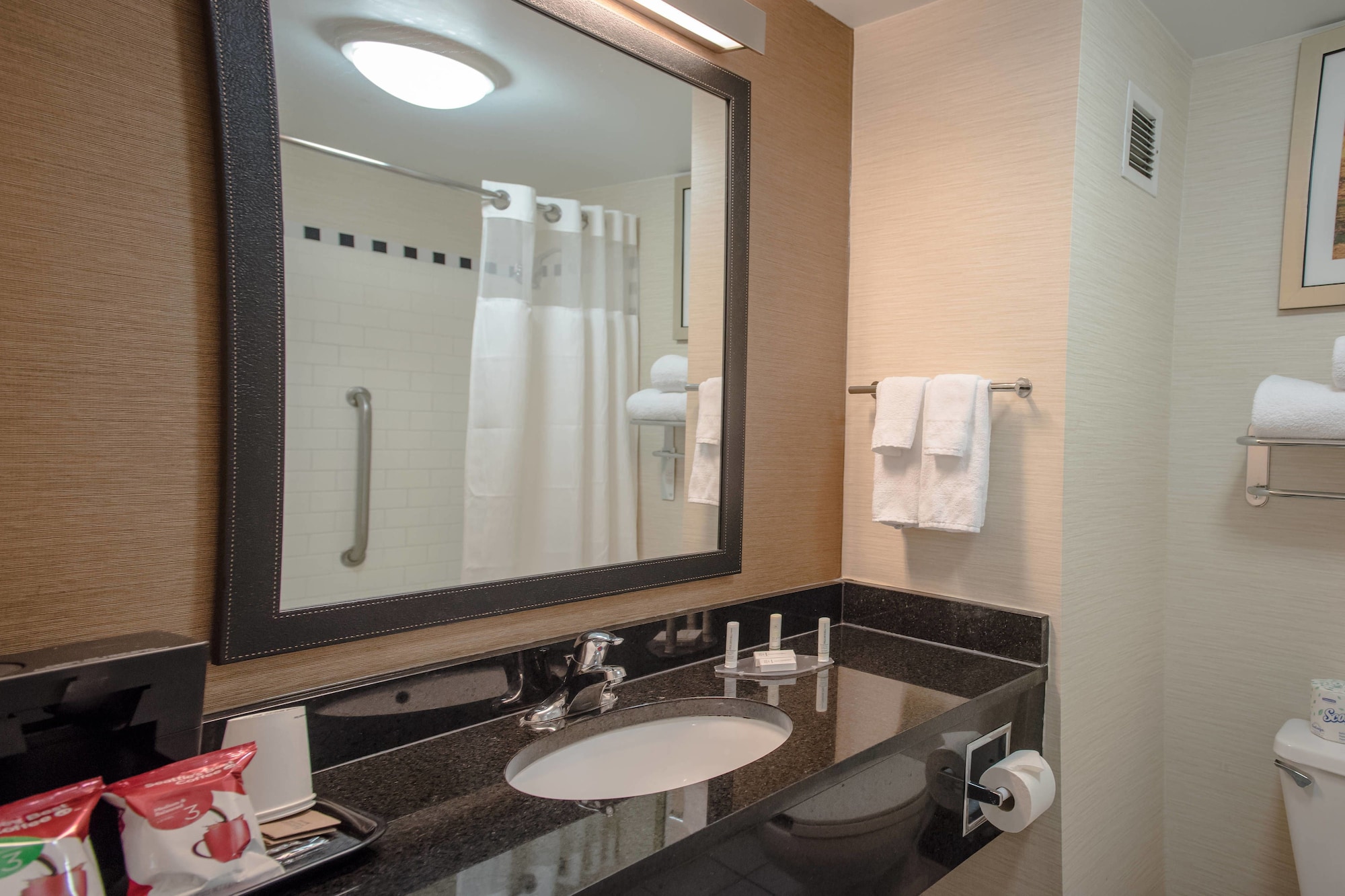 غرفة بسريرين كوين لذوي الإعاقة، Fairfield Inn And Suites Knoxville East 7/8
