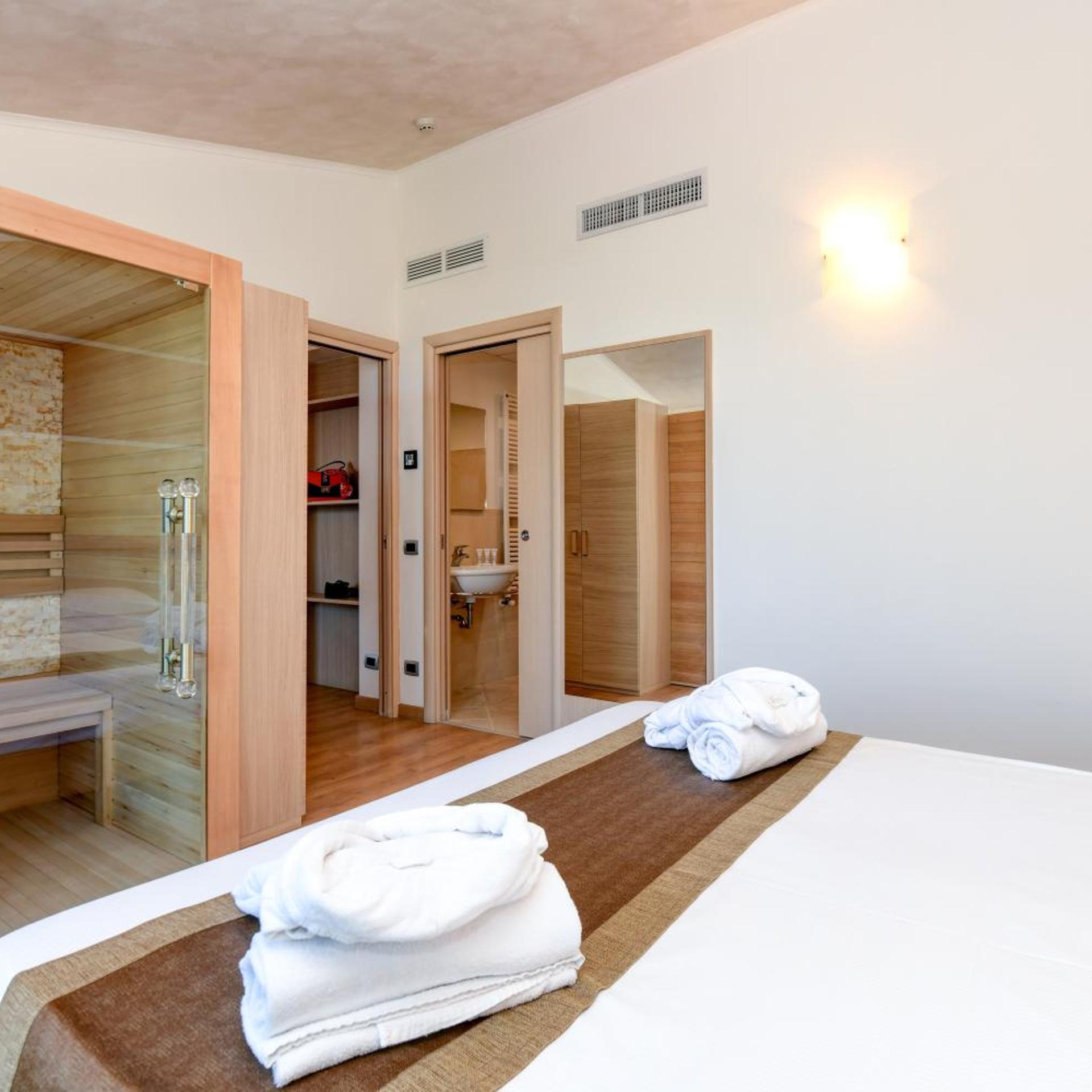 Junior Suite, Sauna, Balcony، Rivus 6/8