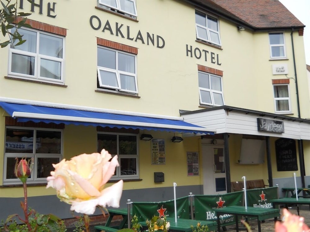 The Oakland Hotel 4/50