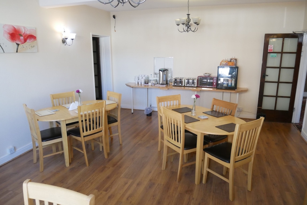 The Monsell Hotel 27/34