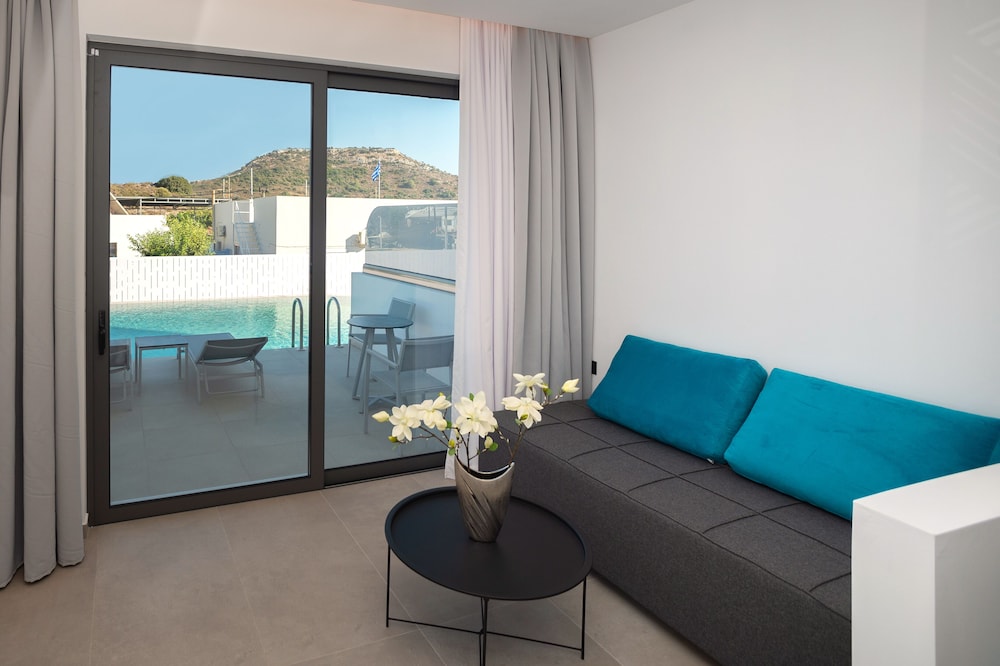Zoes Hotel 21/36