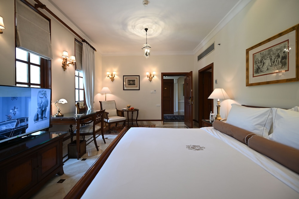 Heritage, King Bed