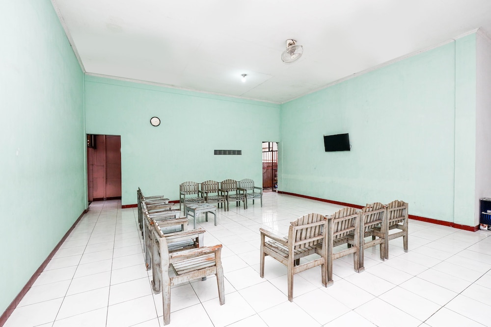 SPOT ON 2289 Hotel Saudara 19/26
