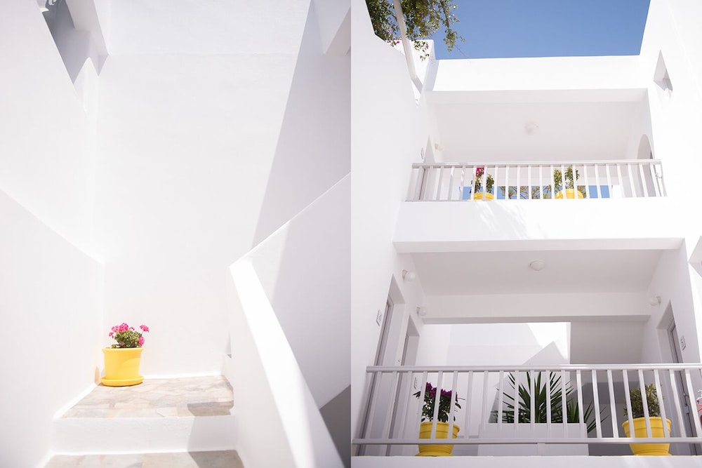 Kapetan Tasos Suites 1/60