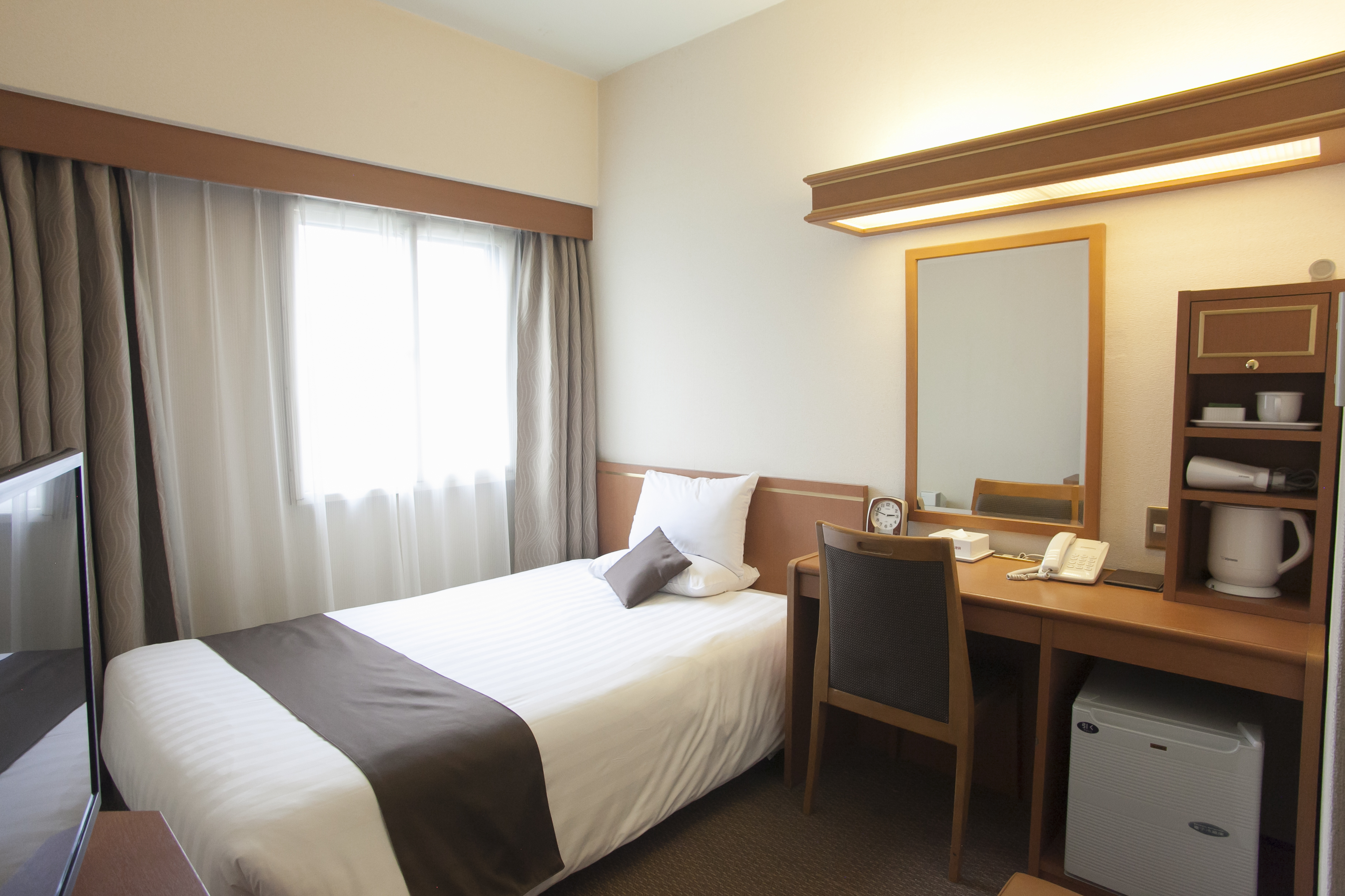 Room, Single