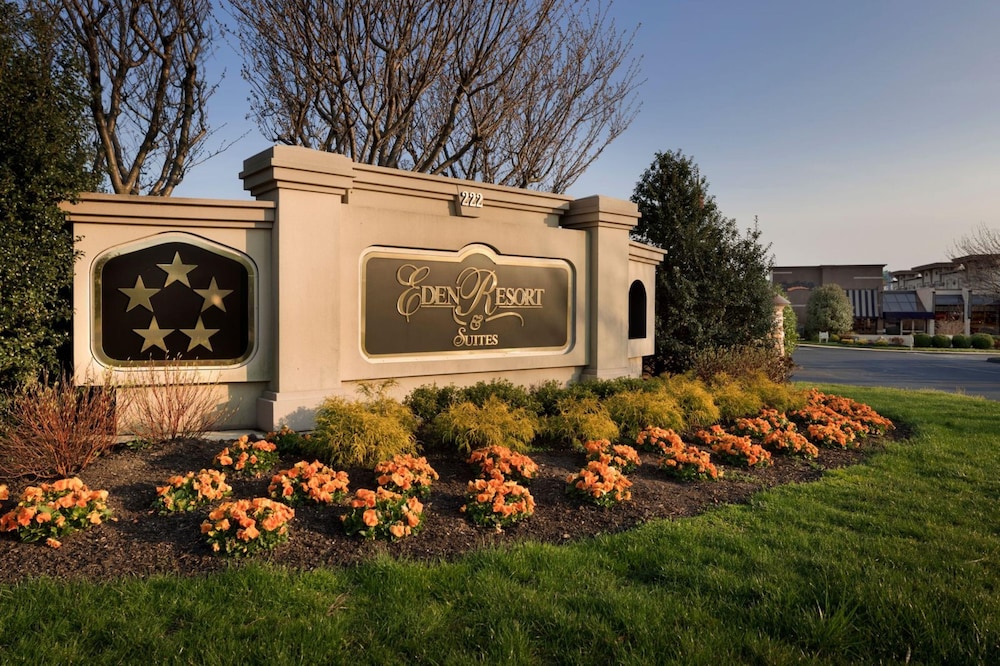 Eden Resort And Suites, BW Premier Collection in LANCASTER - PA