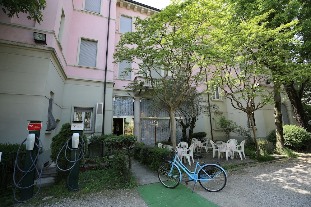 Mokinba Hotel Montebianco 64/71