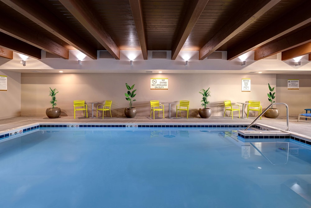 Home2 Suites By Hilton Dekalb — 7