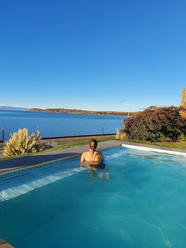 Xelena Hotel and Suites 44/49