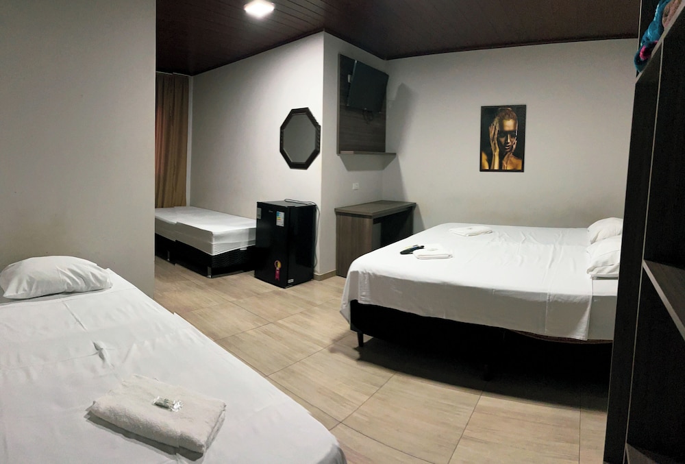 Hotel ROF 10/20