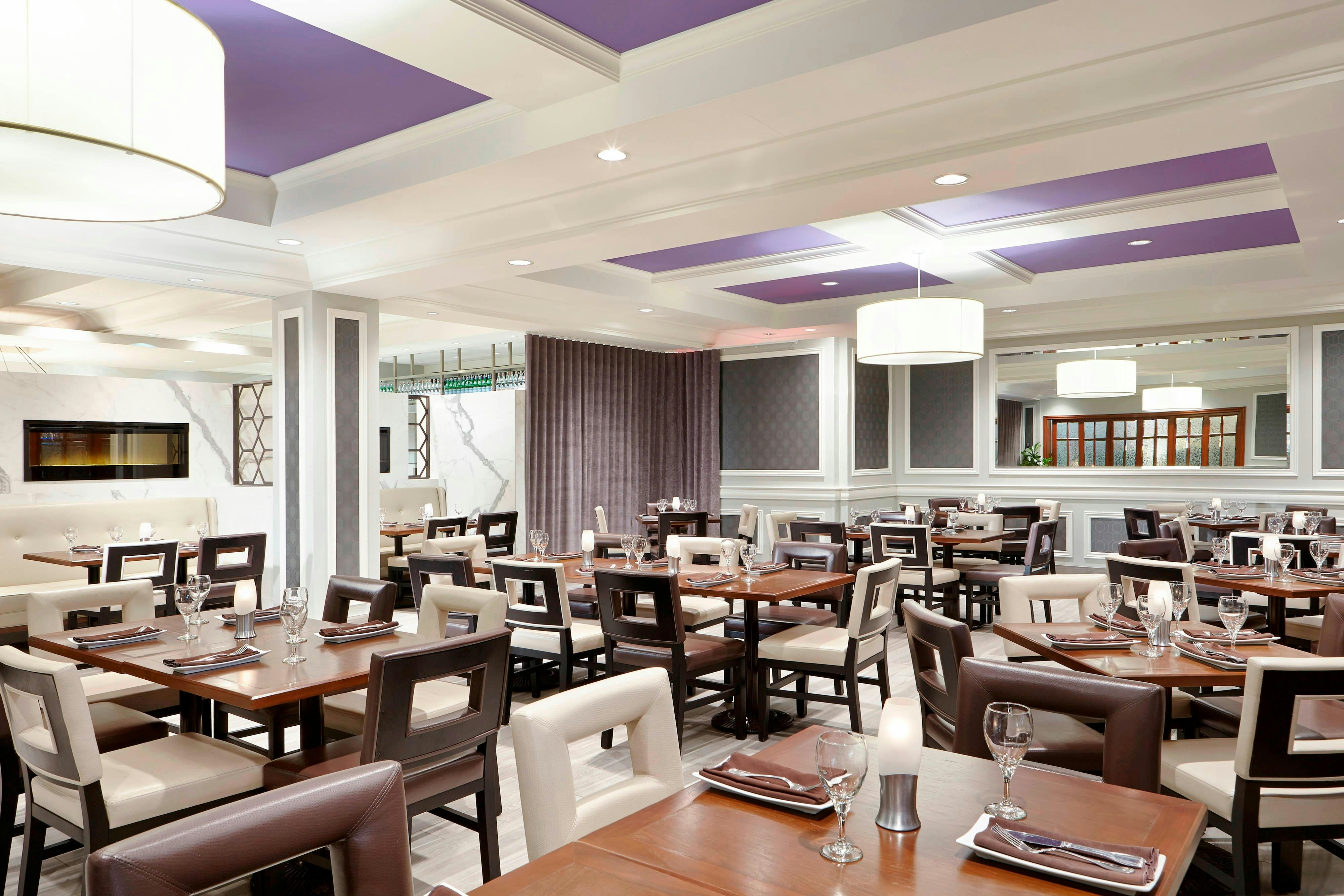 Sheraton Laval Hotel 7/7