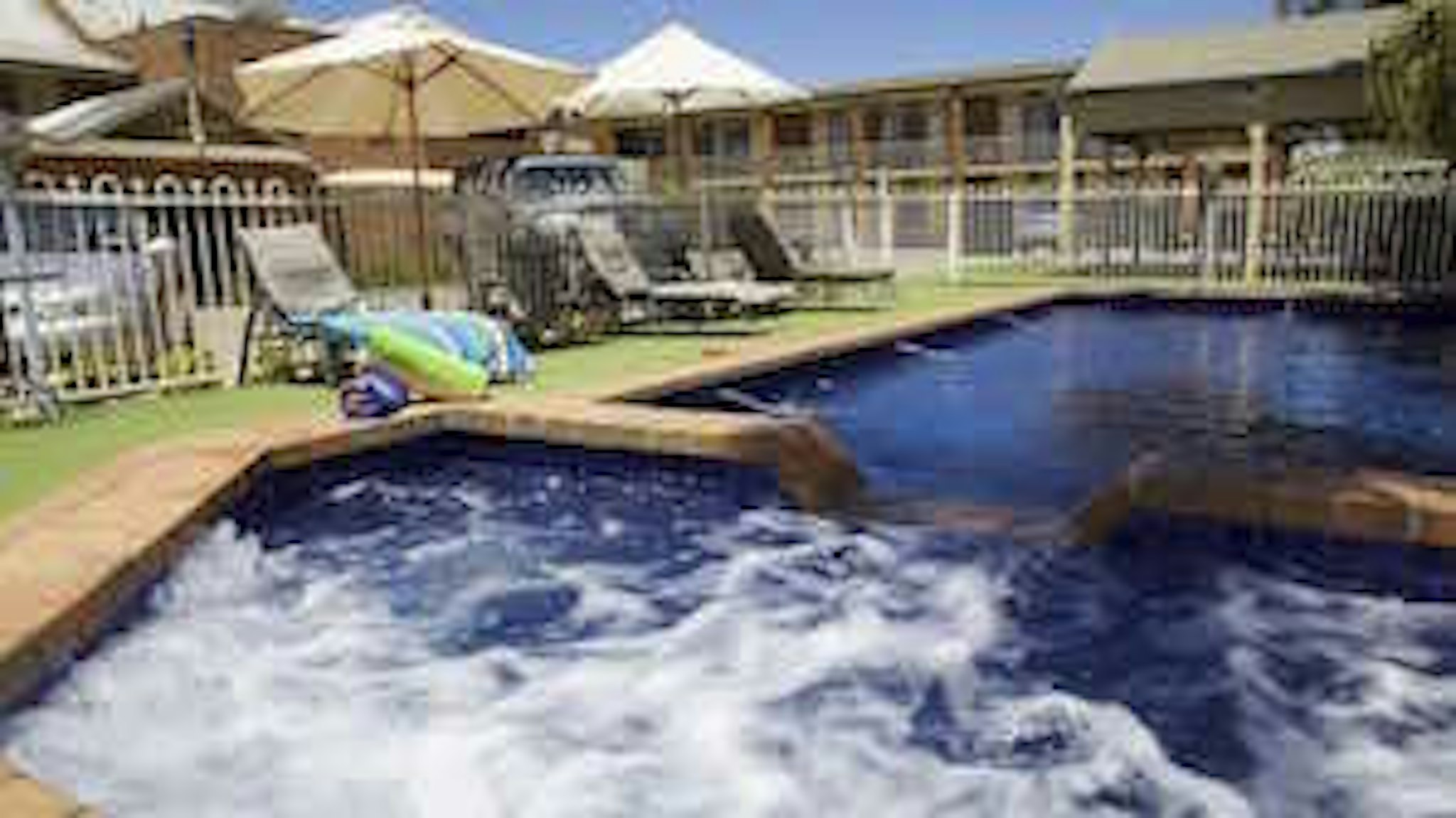 Paddle Wheel Motel 28/33