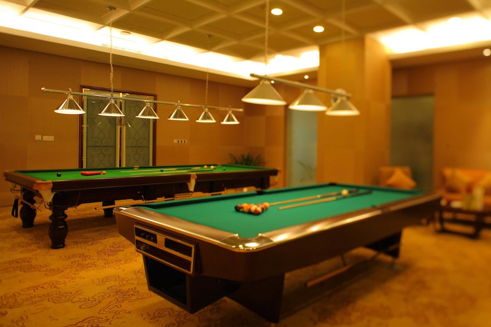 New Century Grand 16/29