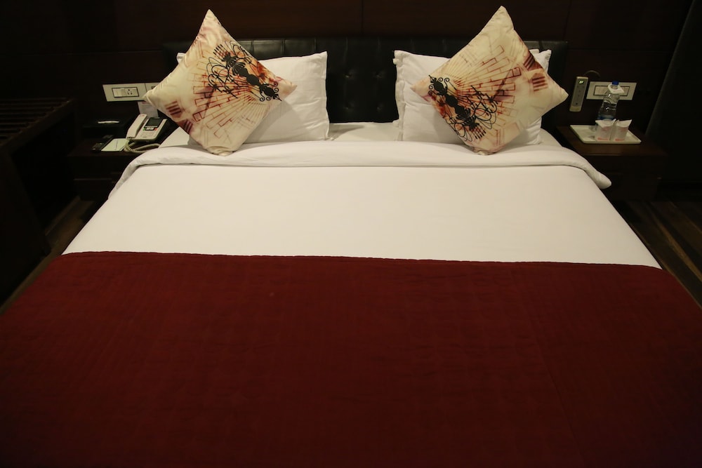 The Nanee Suites New Delhi 13/32