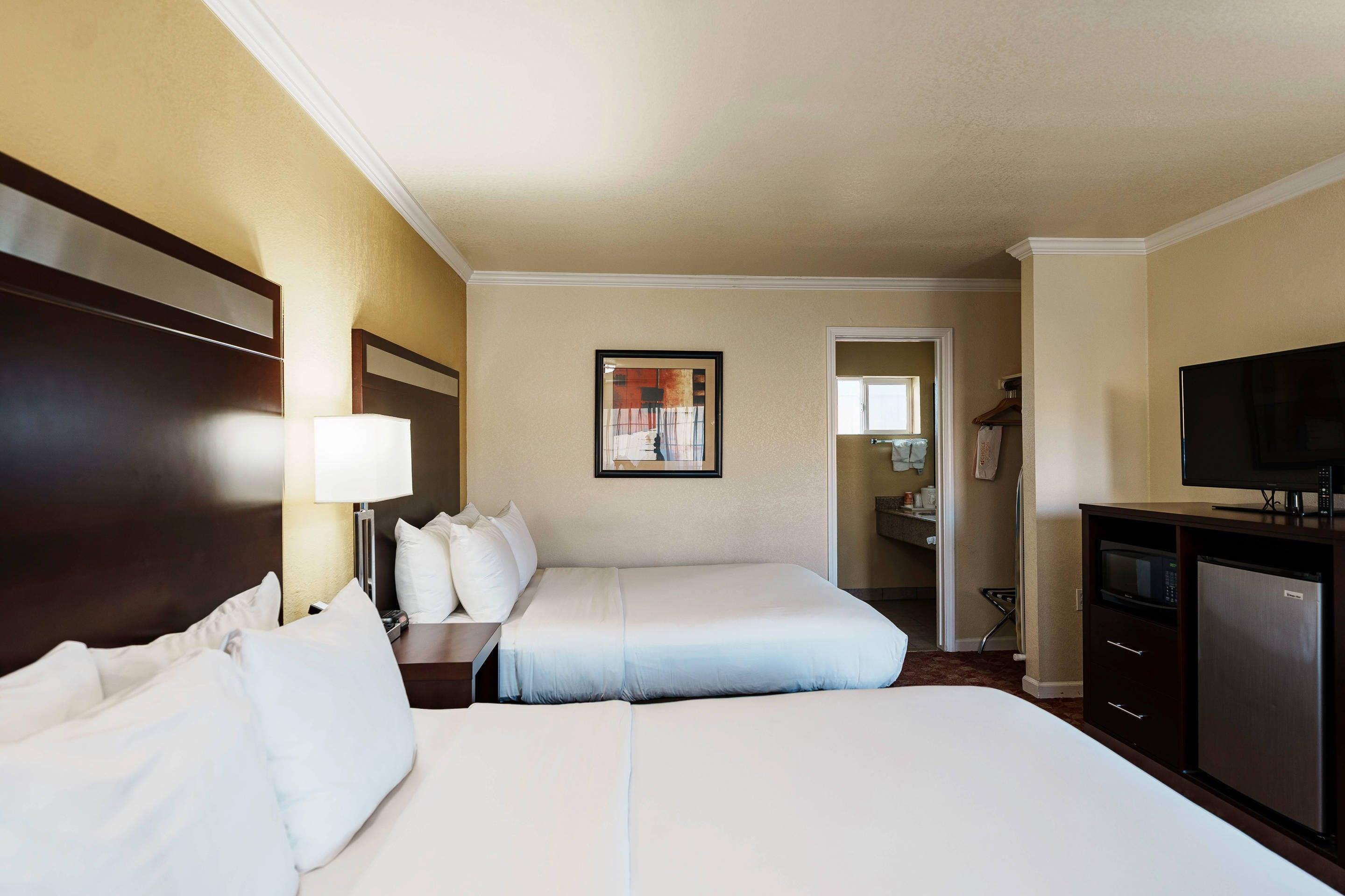 Upgrade, 2 Queen Beds