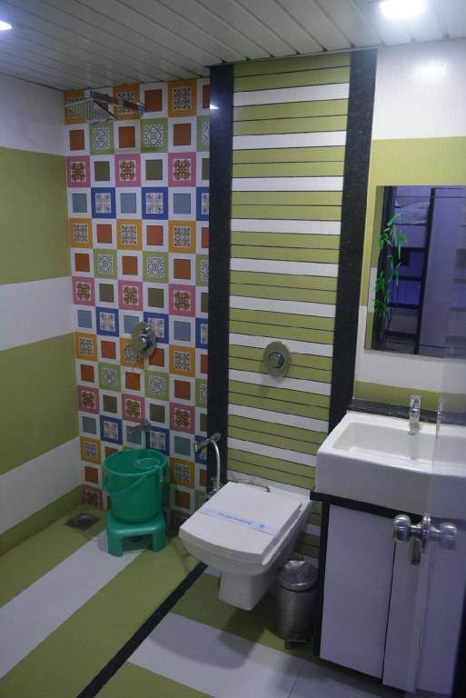 Rainbow Resort 34/38