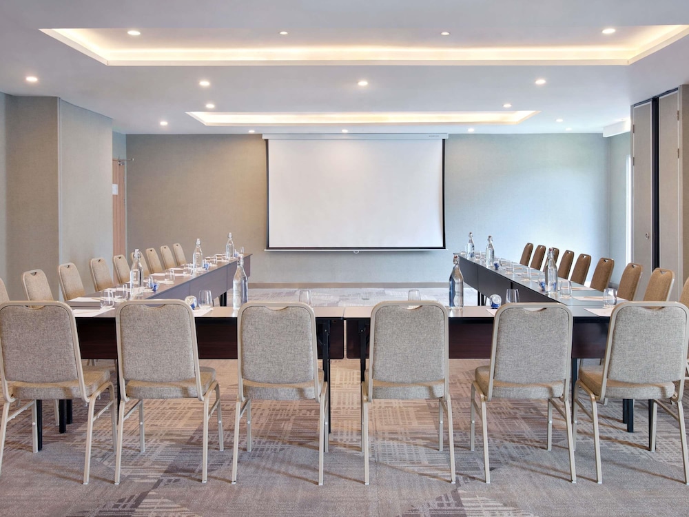 Novotel Jakarta Cikini 41/49