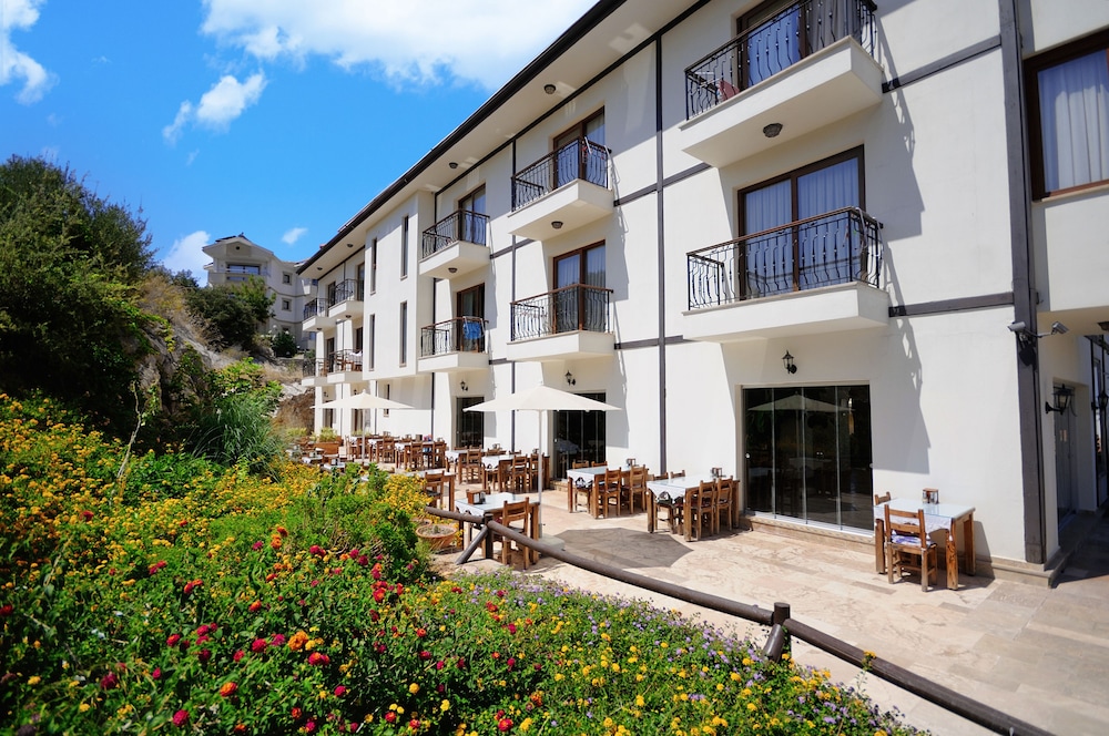 Doada Hotel 3/47