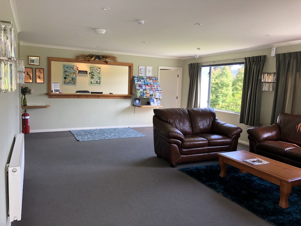 High Peaks Hotel 45/63