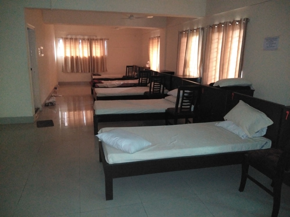 The Salvation Army Red Shield Guest House 27/39