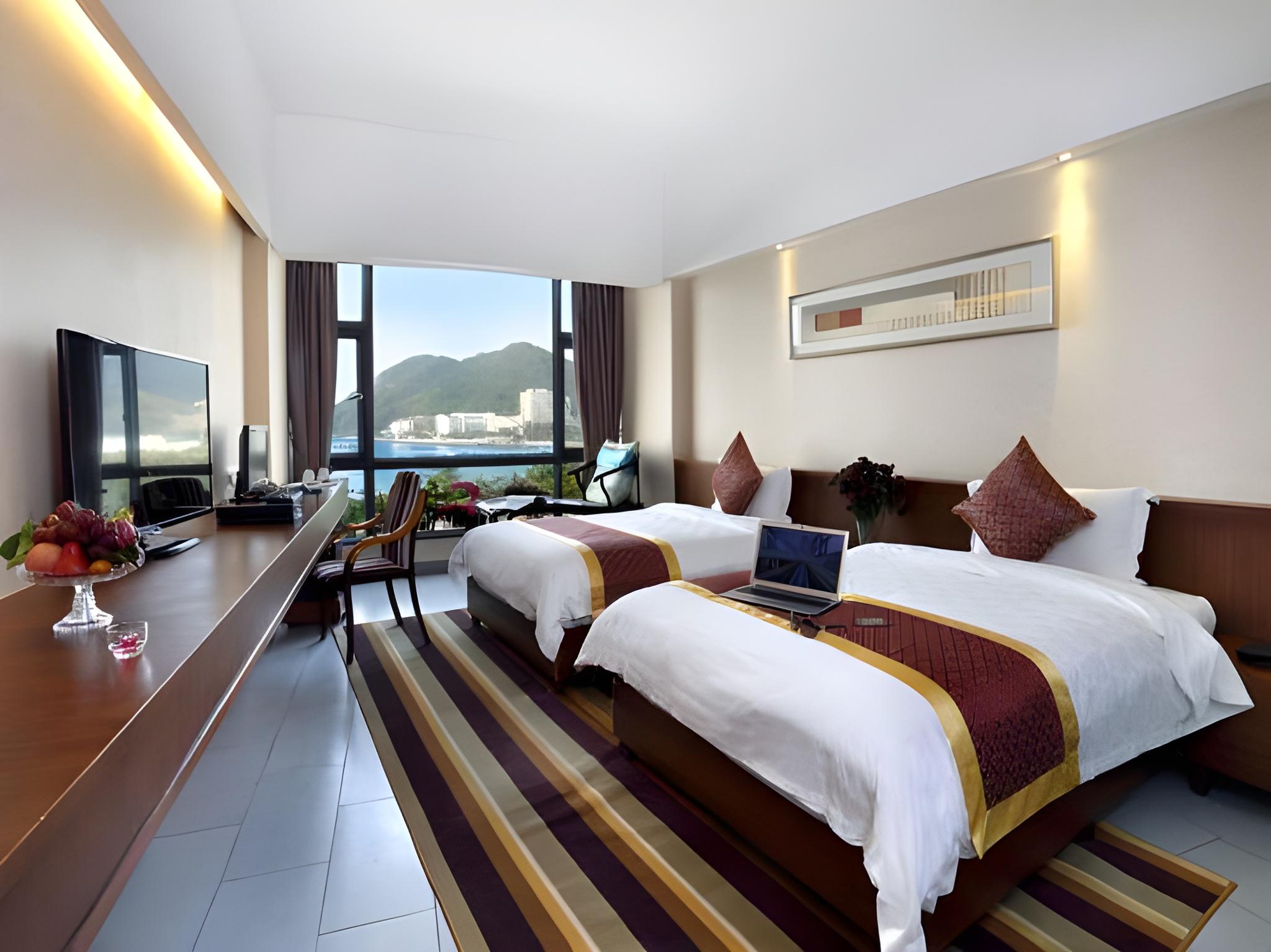 Room, Double or Twin Bed, Sea View