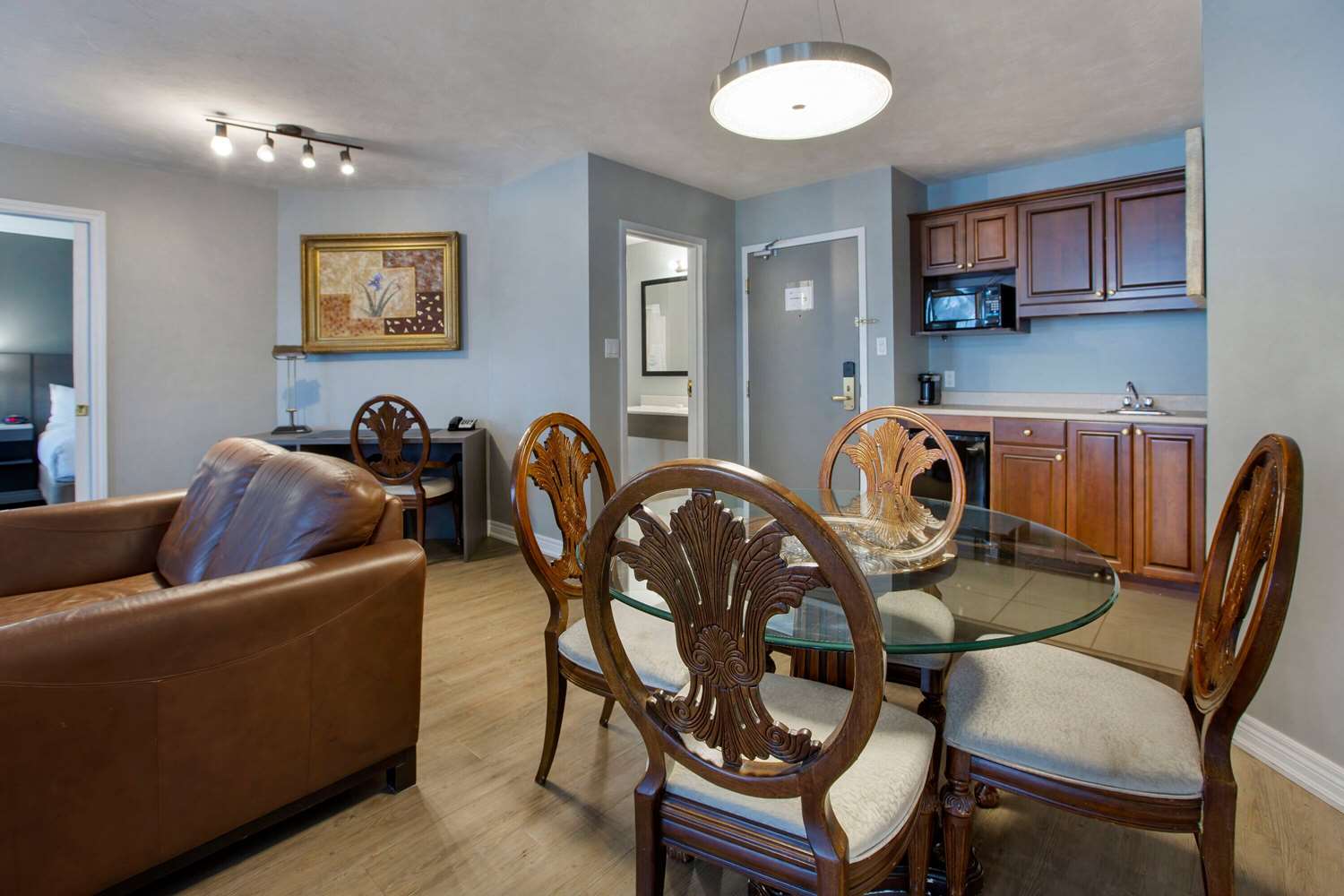 Days Inn & Suites by Wyndham Moncton 18/30