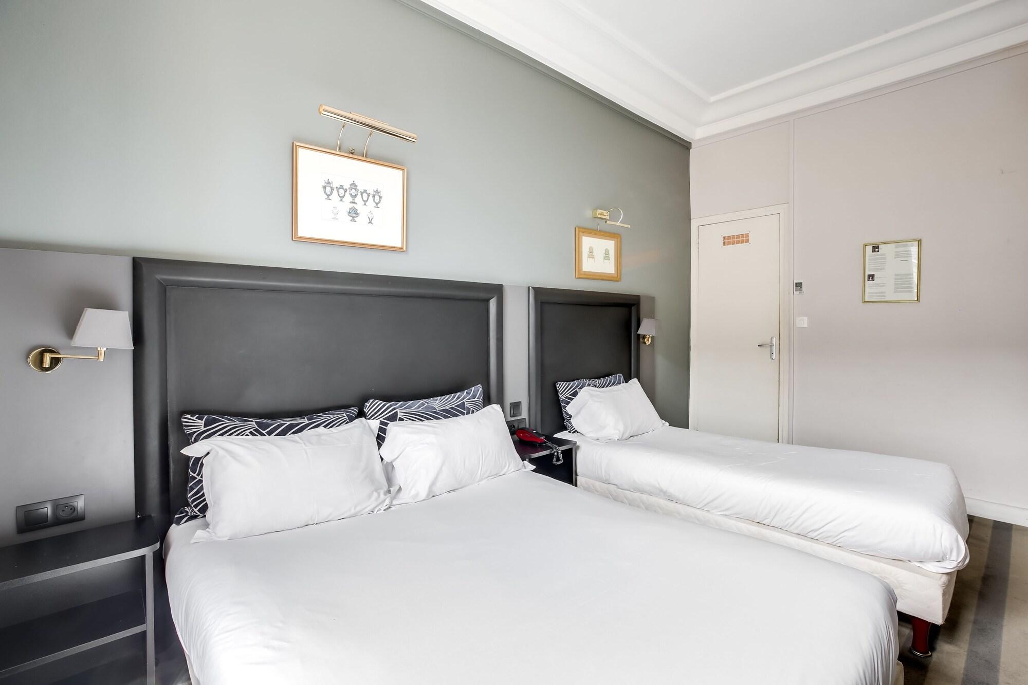Room, Triple, Multiple Beds