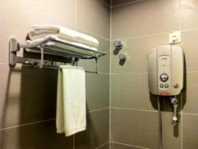 The Regency Garden Hotel 34/50