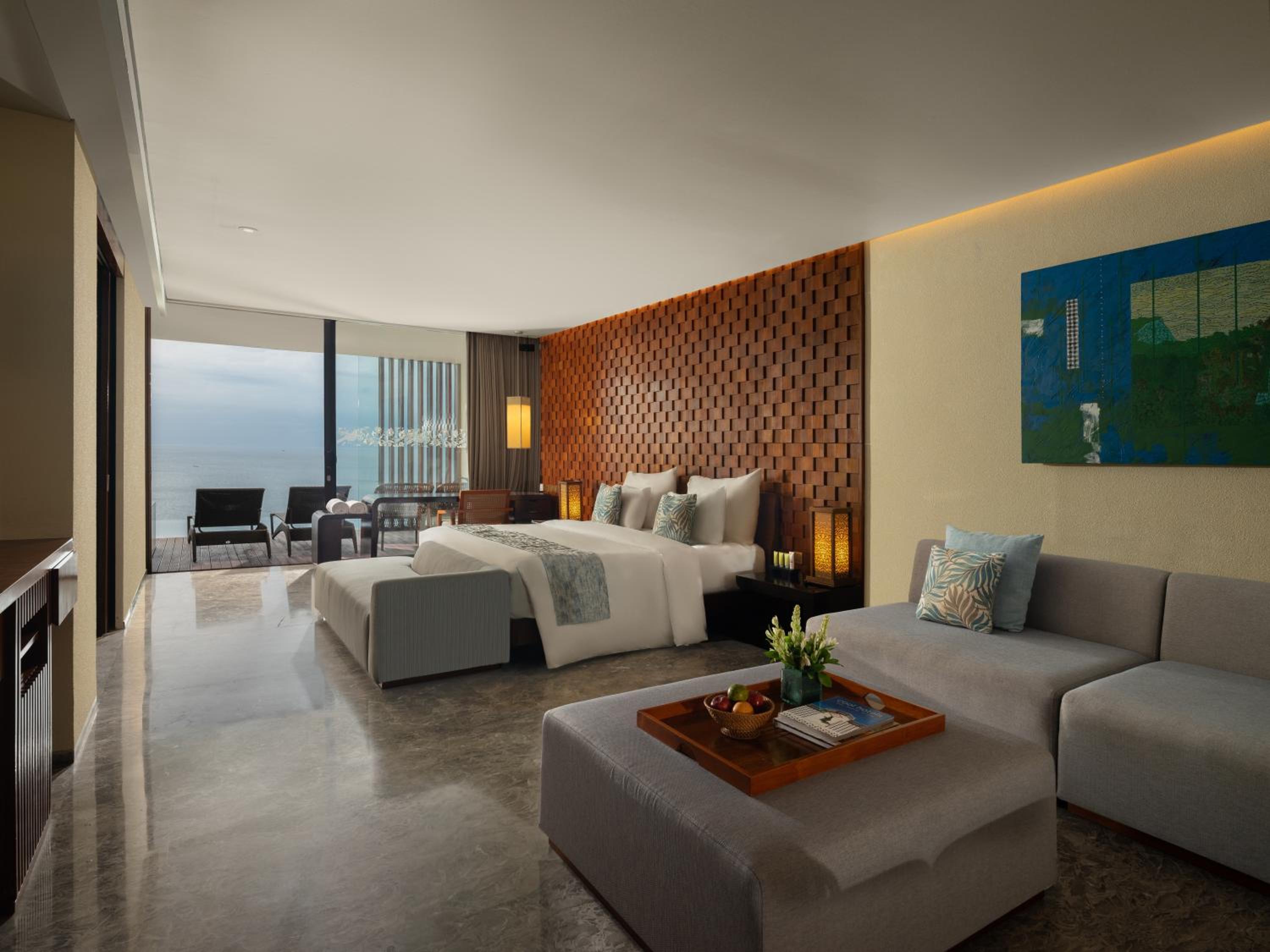 Ocean Front Pool Suite