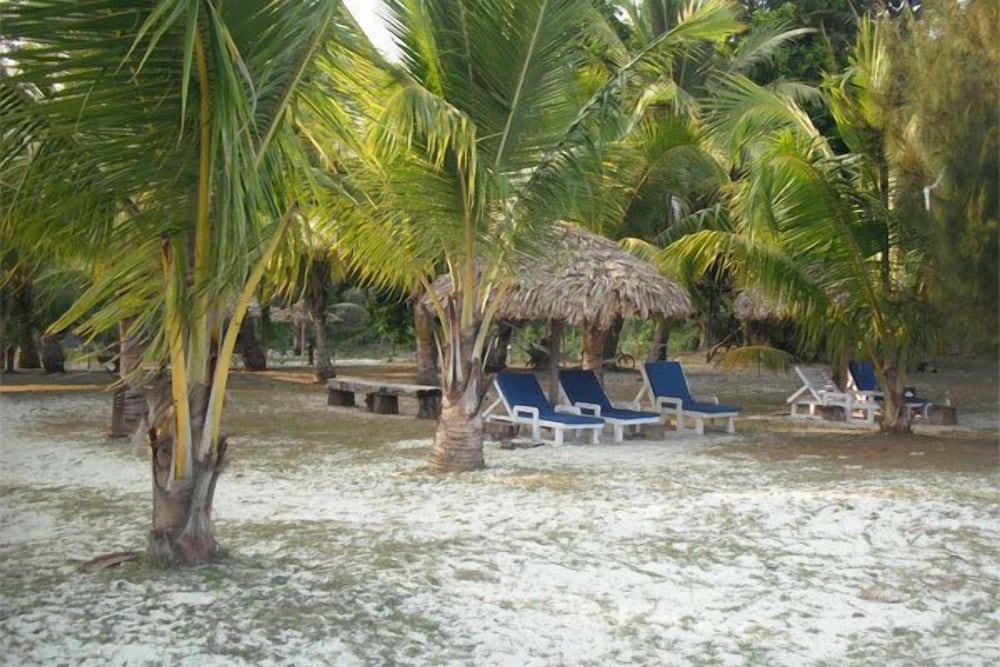 Silver Sand Beach Resort 38/50