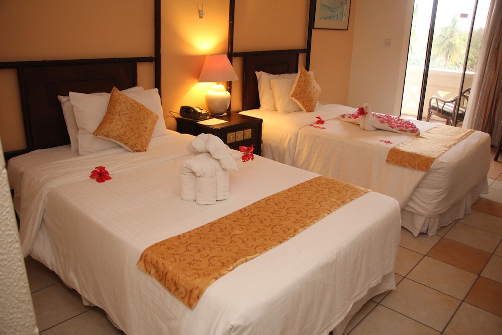 Deluxe Room partial sea facing