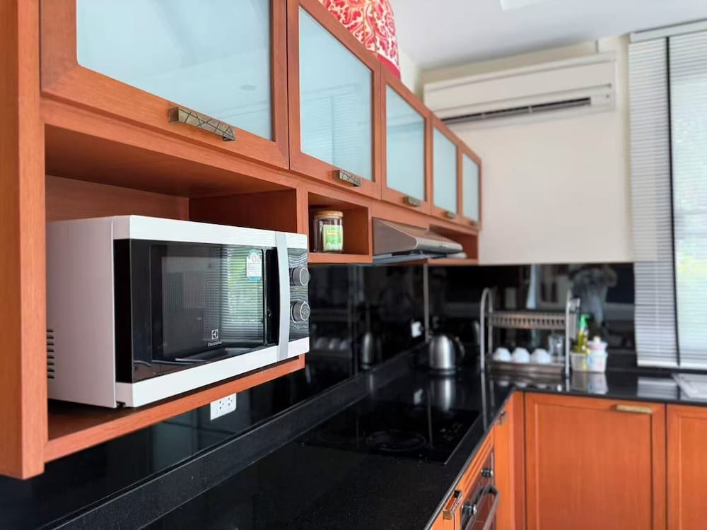 Meet Holiday Hotel Rawai 44/55