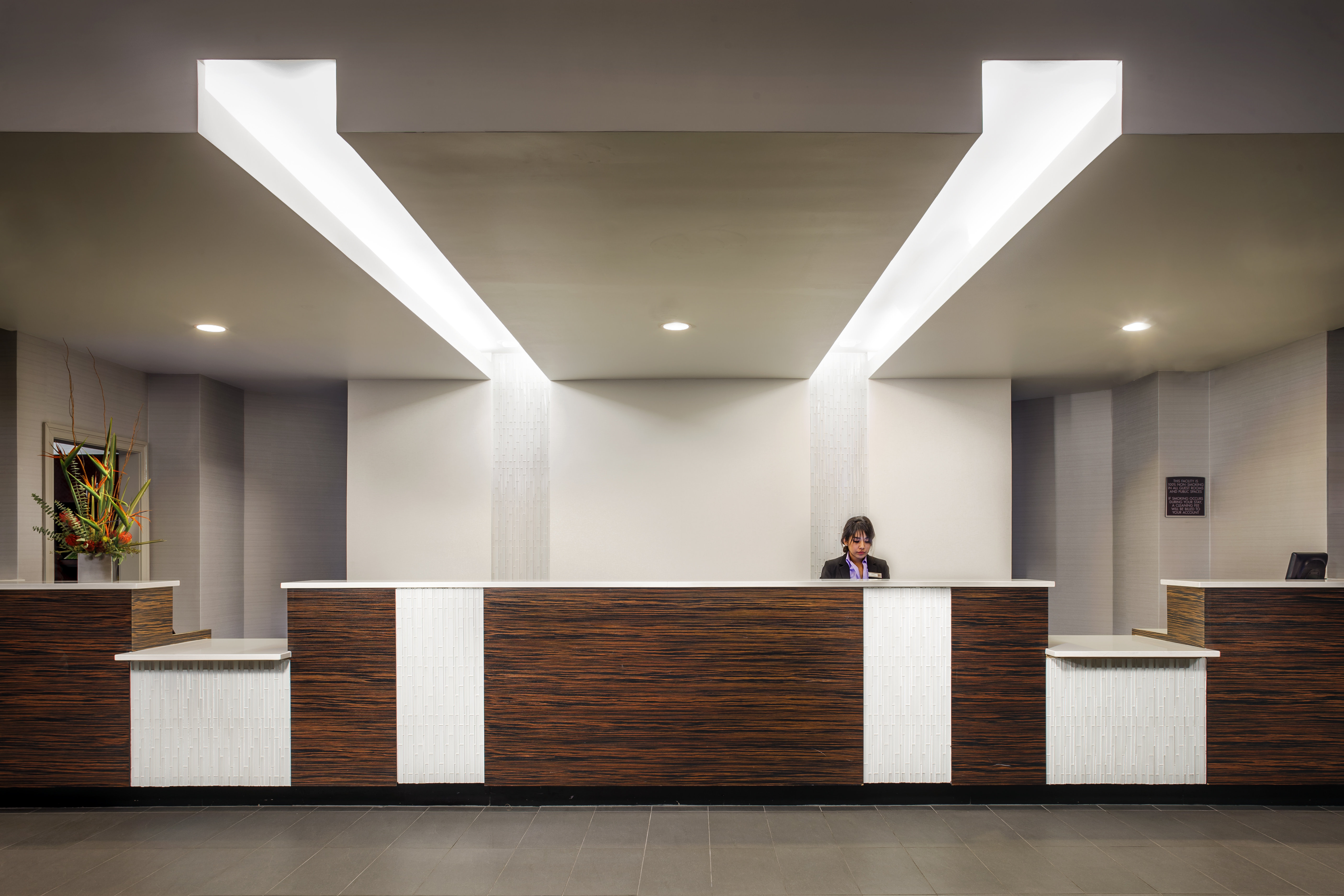 Crowne Plaza Phoenix Airport - Phx 11/76