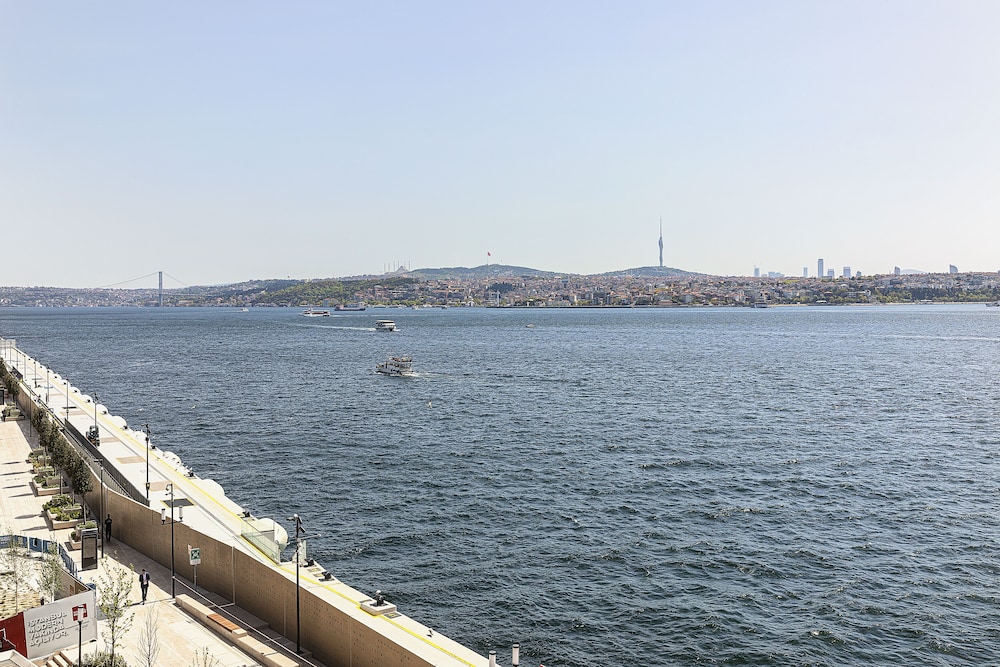Pera Bosphorus Hotel 42/50