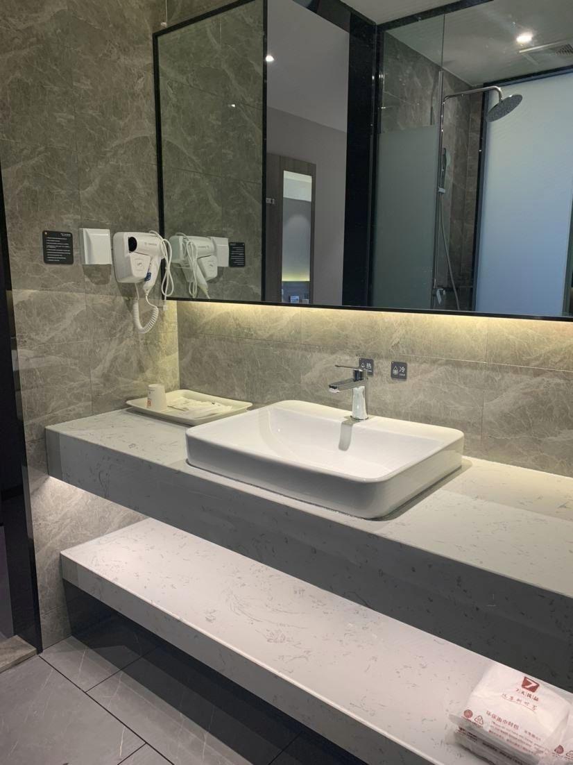 7 Days Inn Chongqing Liangping South Station high-speed railway station Branch 36/36