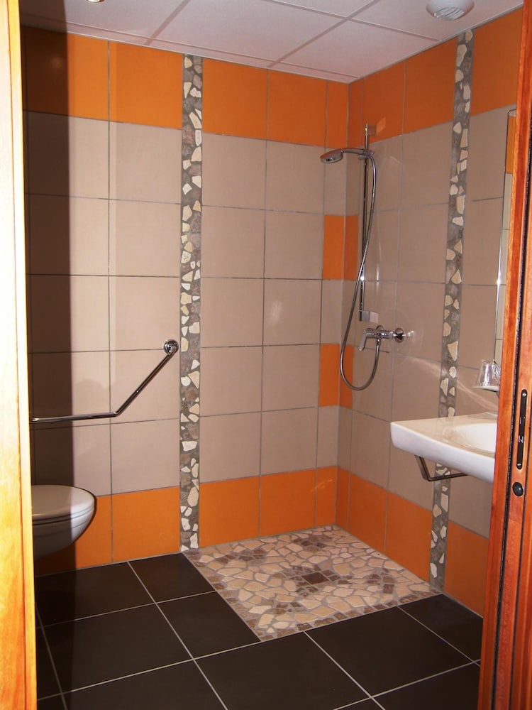 Hostellerie Du Matin Calme 37/39