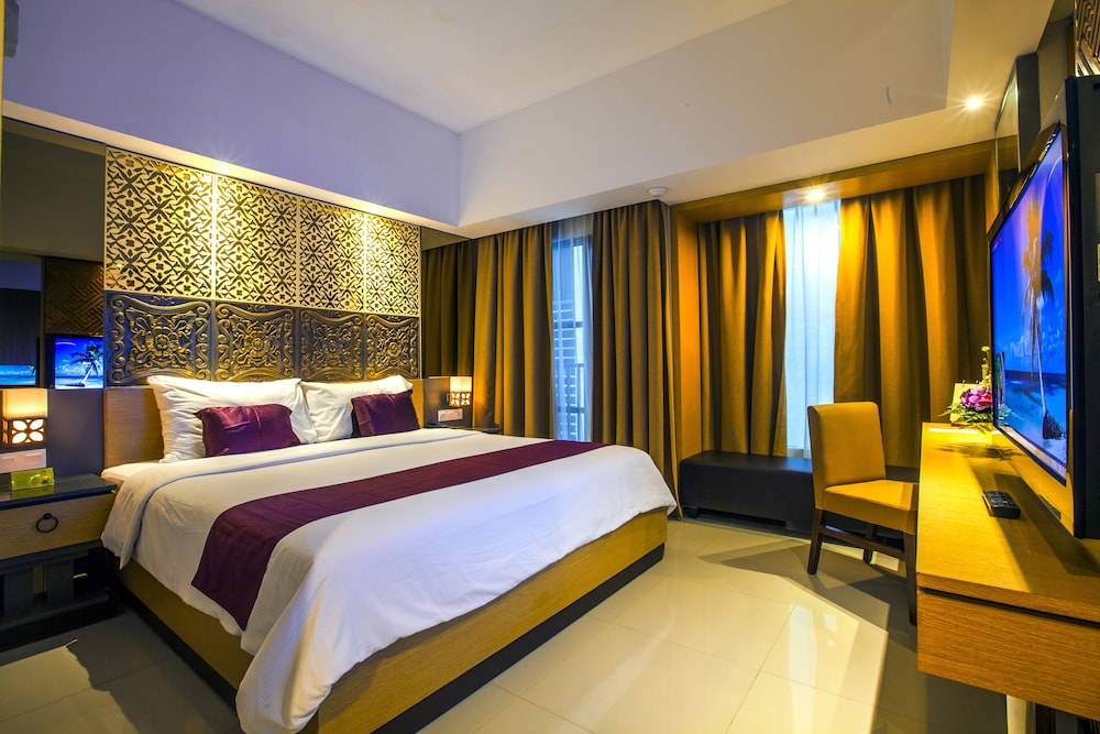 Horison Seminyak 18/77