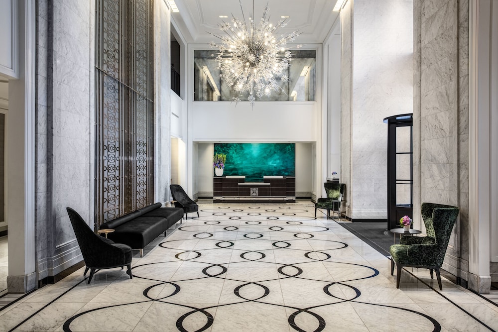 Lobby at Waldorf Astoria Chicago, CHICAGO - IL