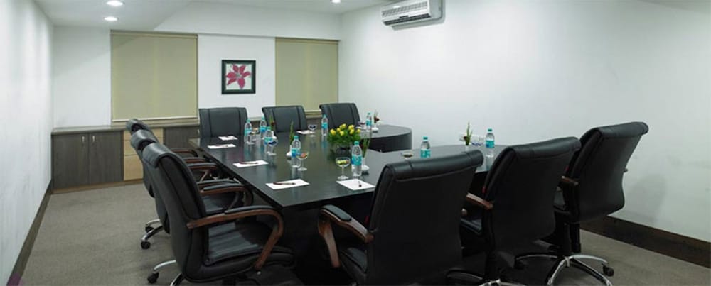 Royal Orchid Golden Suites Pune 44/52