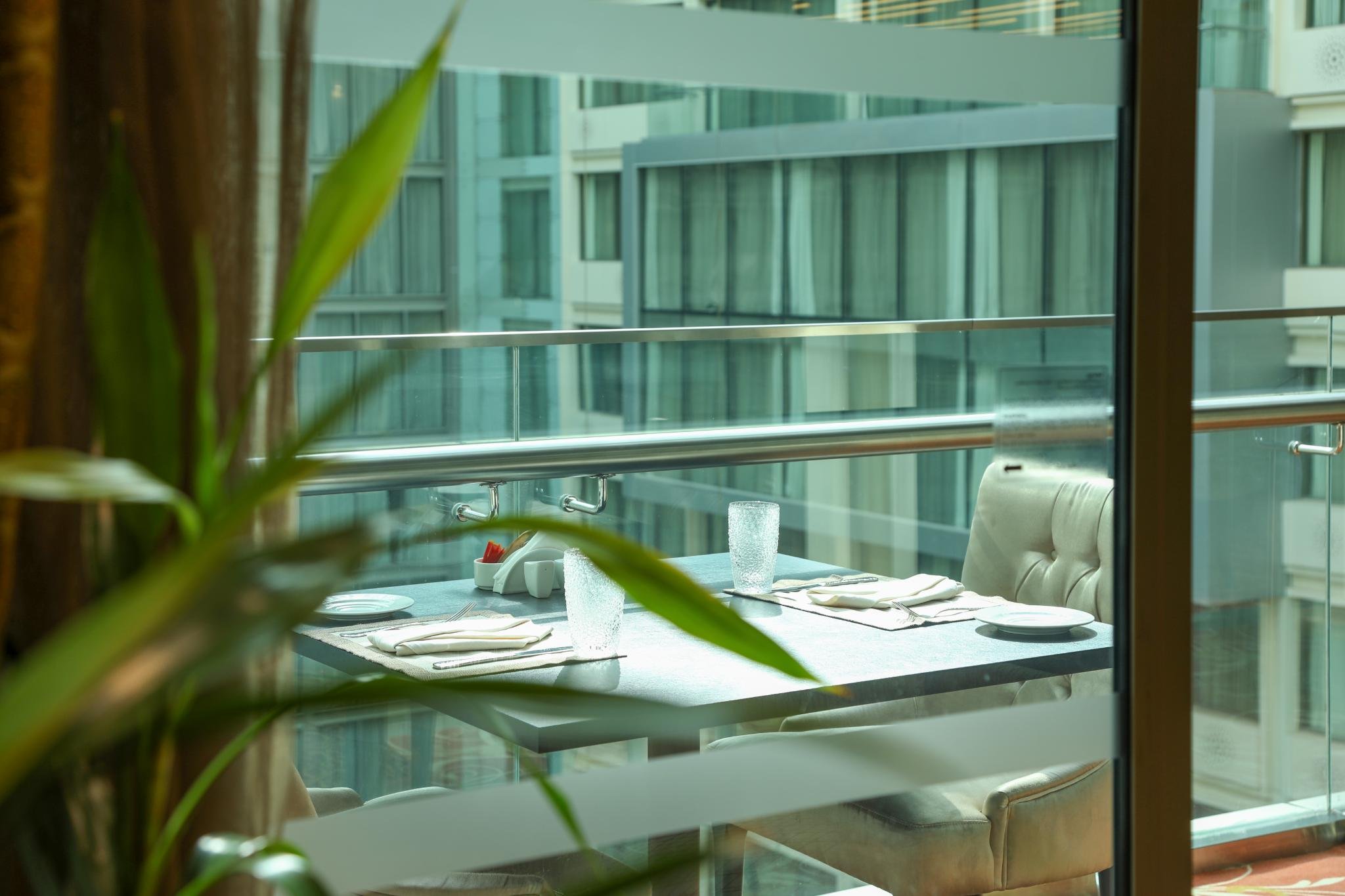 Crowne Plaza Kuwait Al Thuraya 8/79