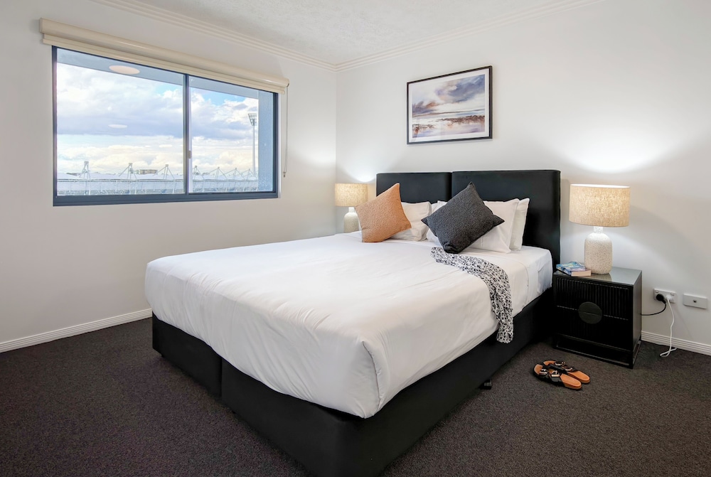 Gabba Central Apartments 17/80