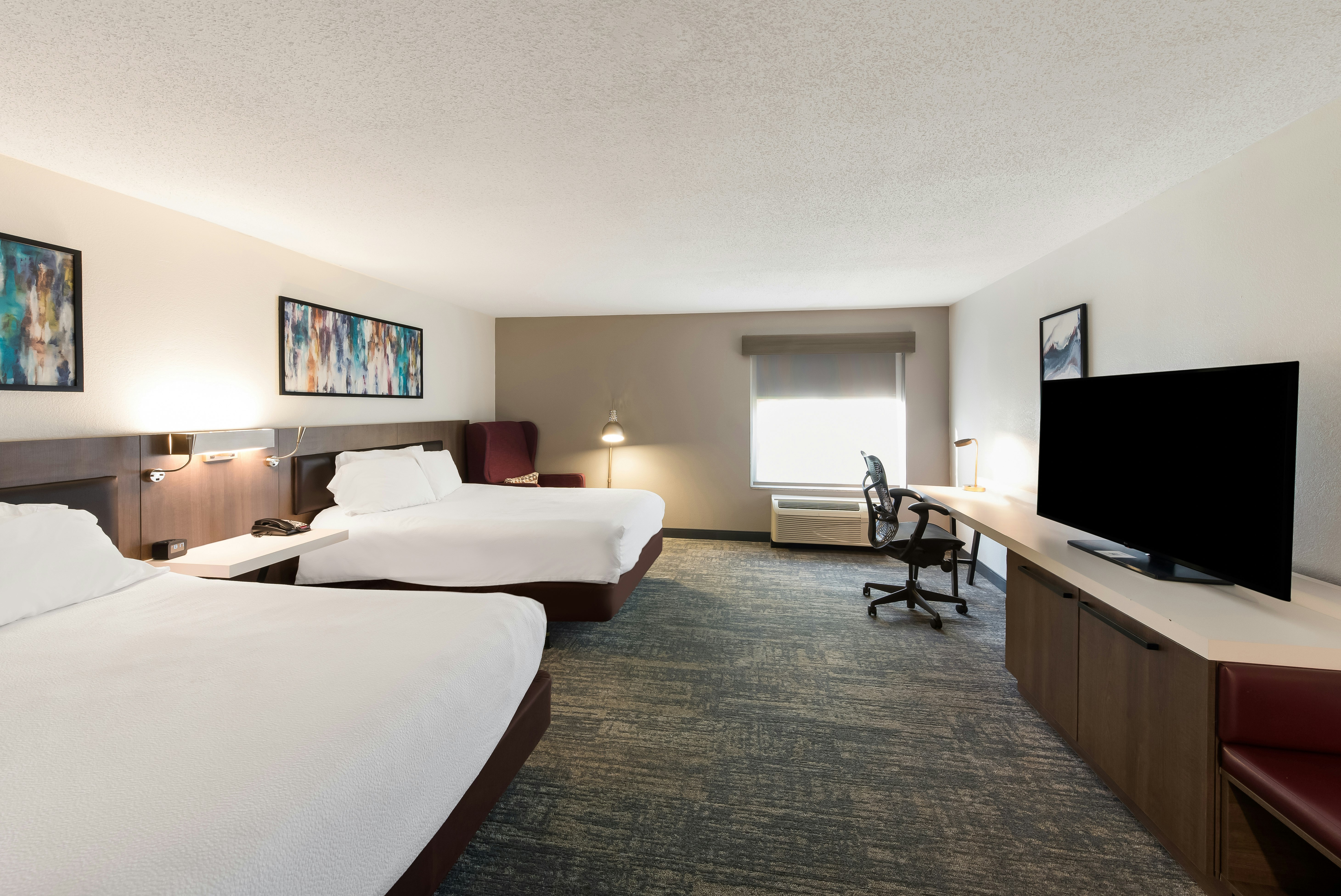 جناح بسريرين كوين لذوي الإعاقة، Hilton Garden Inn Columbus Grove City 2/4