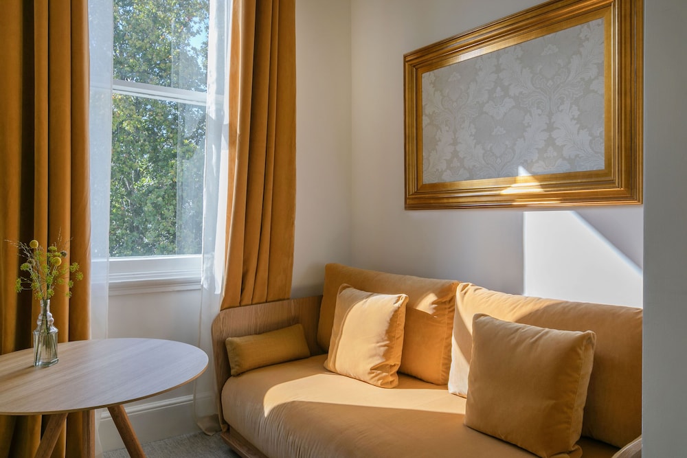 Melia London Kensington Member of Melia Collection 56/93