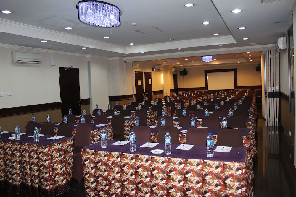 Citra Inn International Hotel 64/74